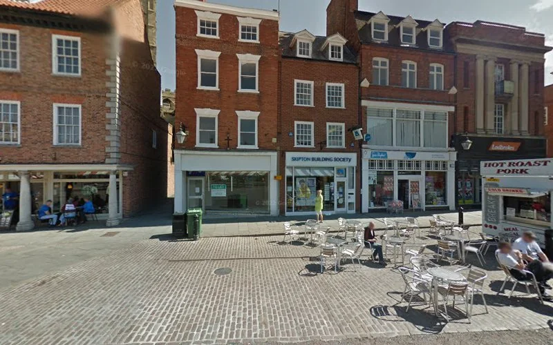 Kevin Manners Newark - Denture Care Centre in Newark