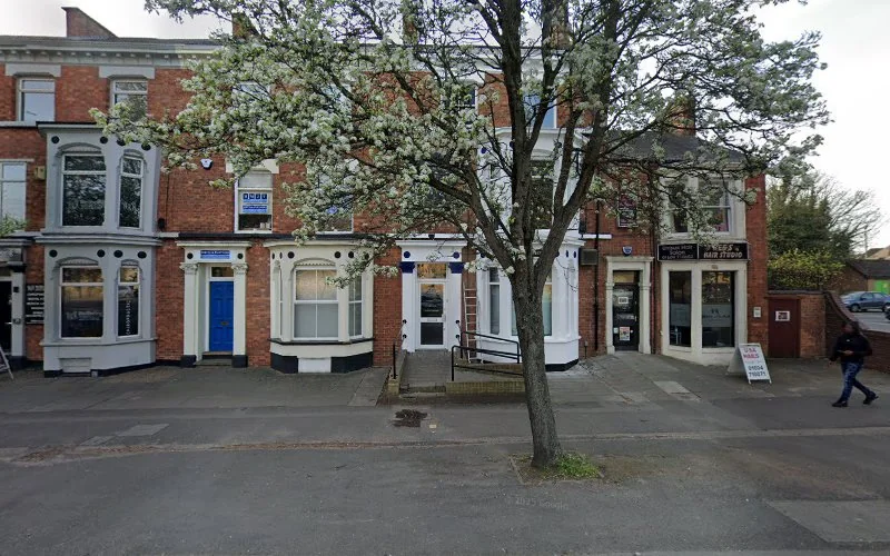 CLUB DENTAL - Dental clinic in Northampton