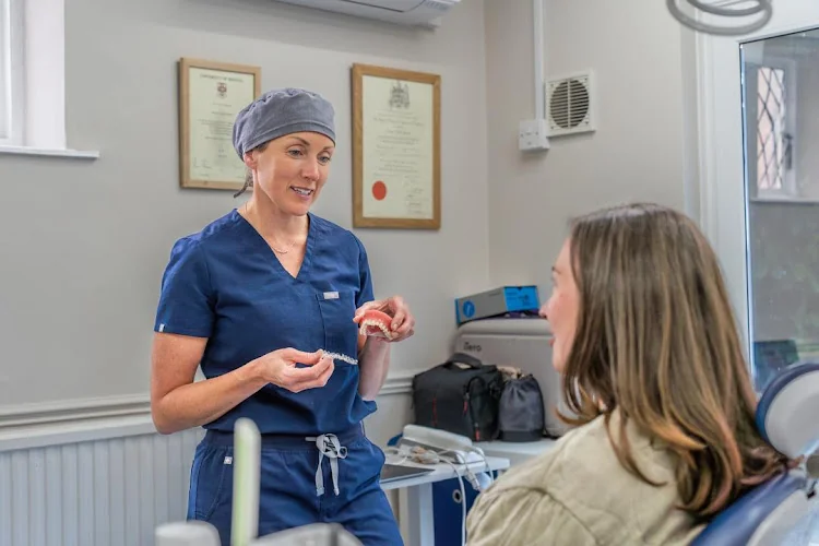 Cotteswold House Dental Care - Dentist in Gloucester