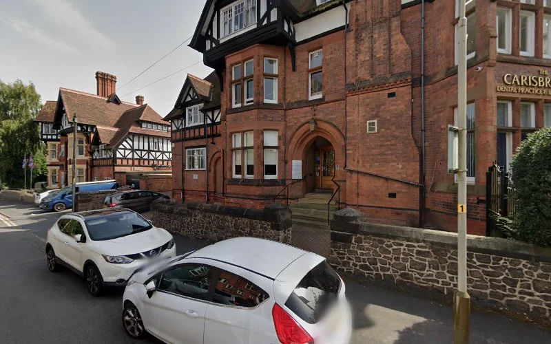 Zurdo Dr J - Dental clinic in Leicester