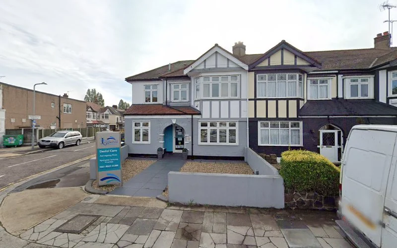 Ahmed Dr Taleem - Dental clinic in Ilford