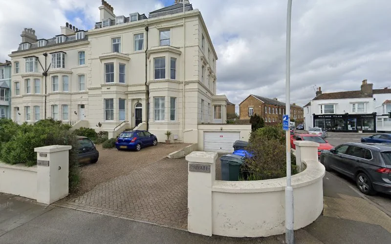 Bankhouse Dental Practice - Dental clinic in Deal