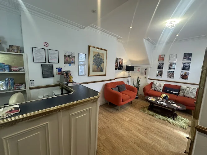 sparklingsmile - Dental clinic in Barnet