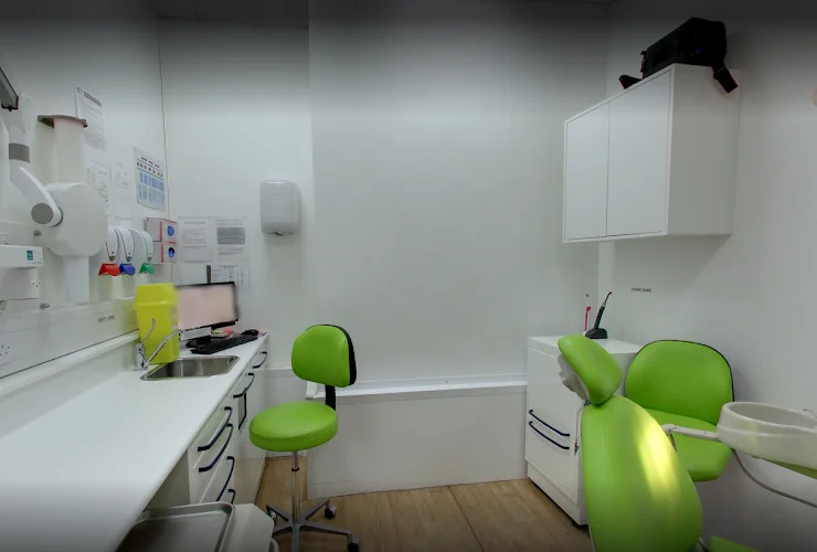 Instant Dental Chatham | Emergency Dentist - Dentist in Chatham