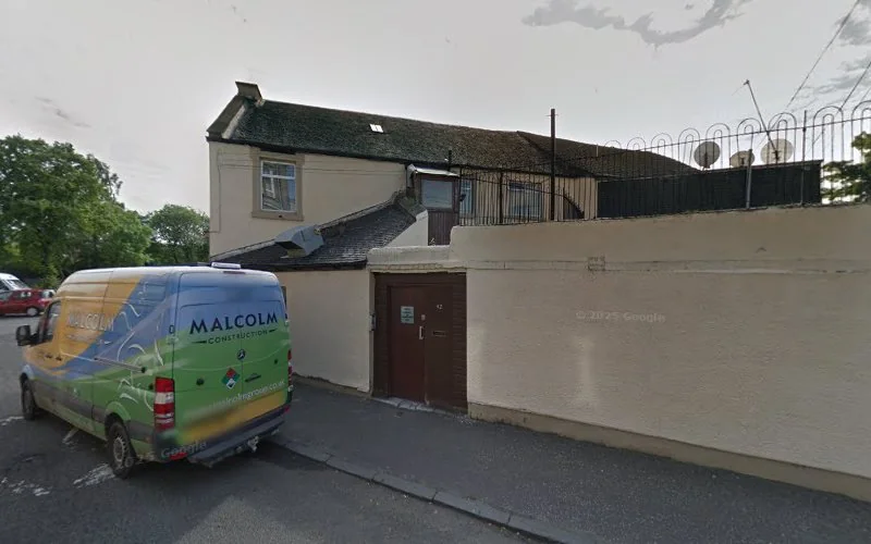 Family Dental Clinic - Dentist in Renfrew