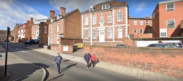 Full Implant Teeth - Dental implants provider in Shrewsbury