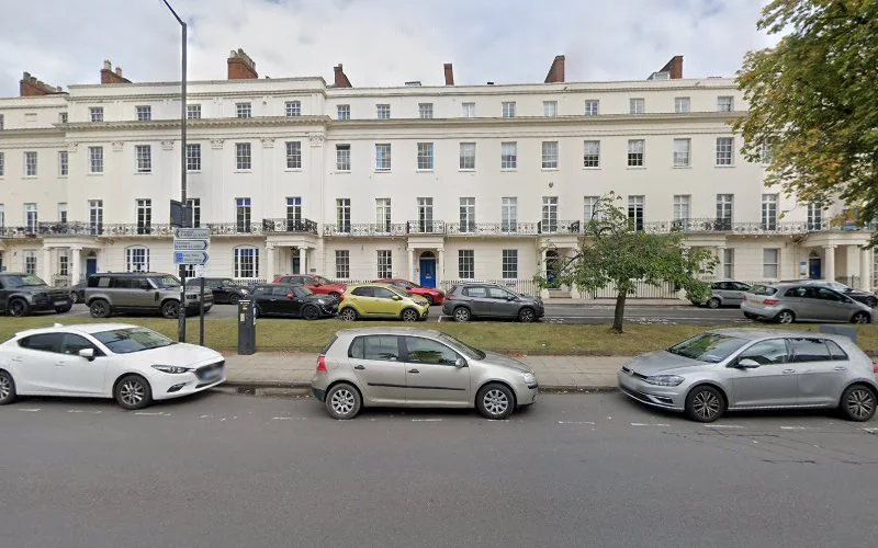 Dental Team Qualifications - Dental clinic in Leamington Spa