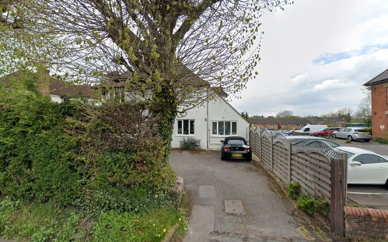 S West Dental Technician - Dentist in Andover