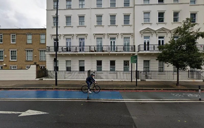 dent - Dental clinic in London