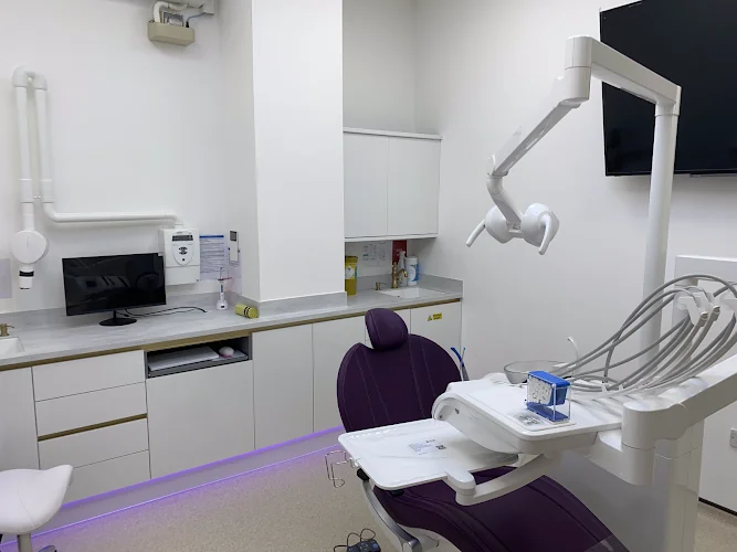Zecadent - Dentist in Stanmore