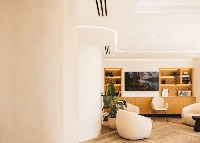 The Sandford Dental Implant & Cosmetic Centre