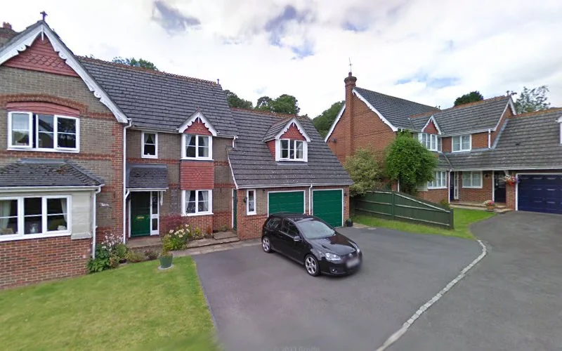 Improve My Face - Cosmetic dentist in Thatcham