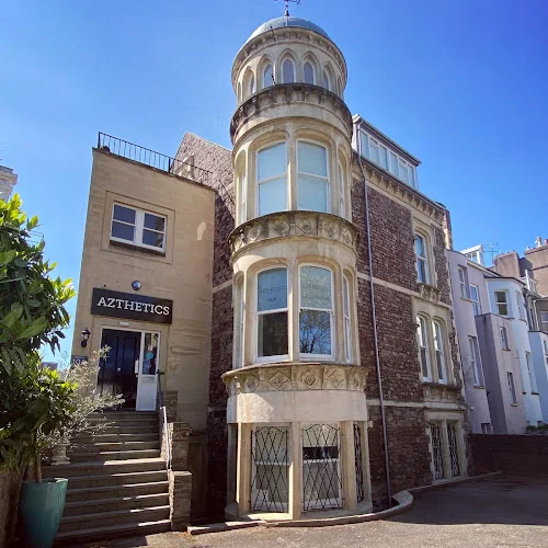 DentaQuest - Dental clinic in Bristol