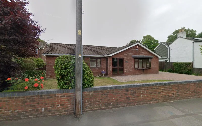 Four Seasons Dental Laboratory - Dental clinic in Southampton