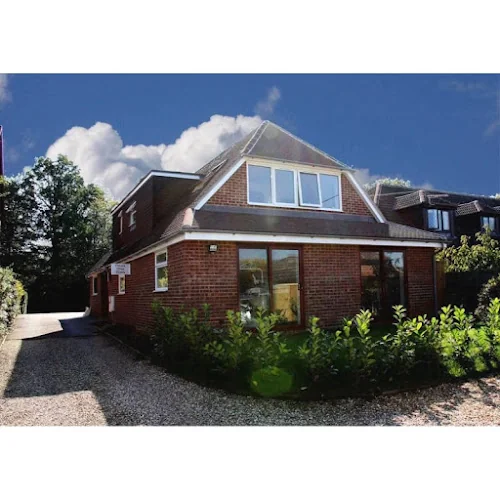 Chineham Dental Practice - Dental clinic in Basingstoke