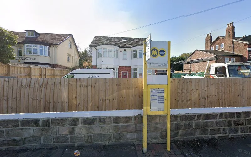 Dr A. Ho - Dentist in Birkenhead