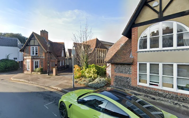 Herts Orthodontics - Dental clinic in Ware