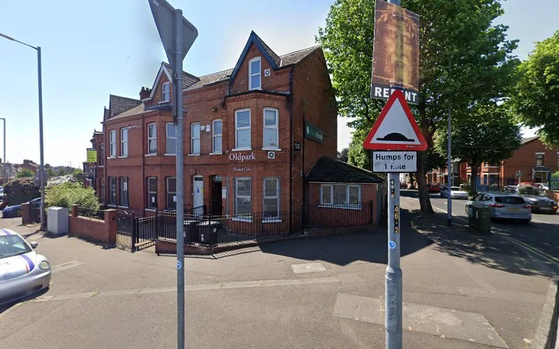 Duignan P E - Dental clinic in Belfast