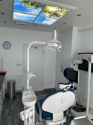 Coulsdon Dental Clinic - Dentist in Coulsdon