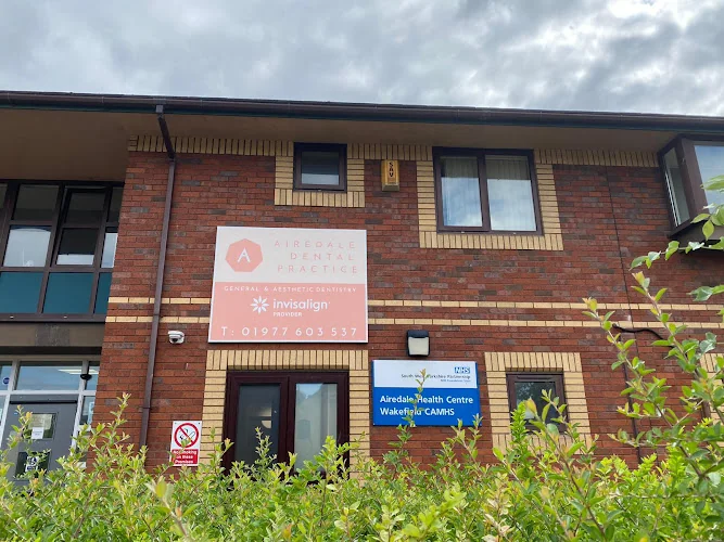 Airedale Dental Practice - Dental clinic in Castleford