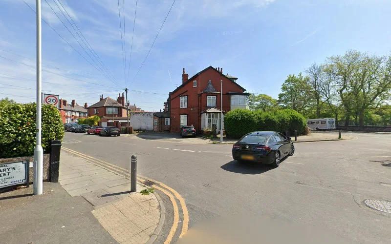 Maison Dr G - Dental clinic in Wallasey