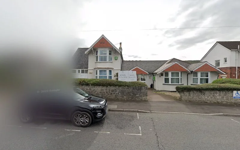 Dr P Kennedy - Dentist in Bristol