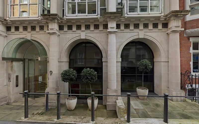 Finest dentist - Dental clinic in London