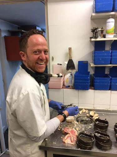 Precision Dental Design - Dental laboratory in Luton