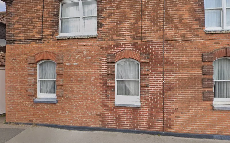 Finn D - Dental clinic in Maldon