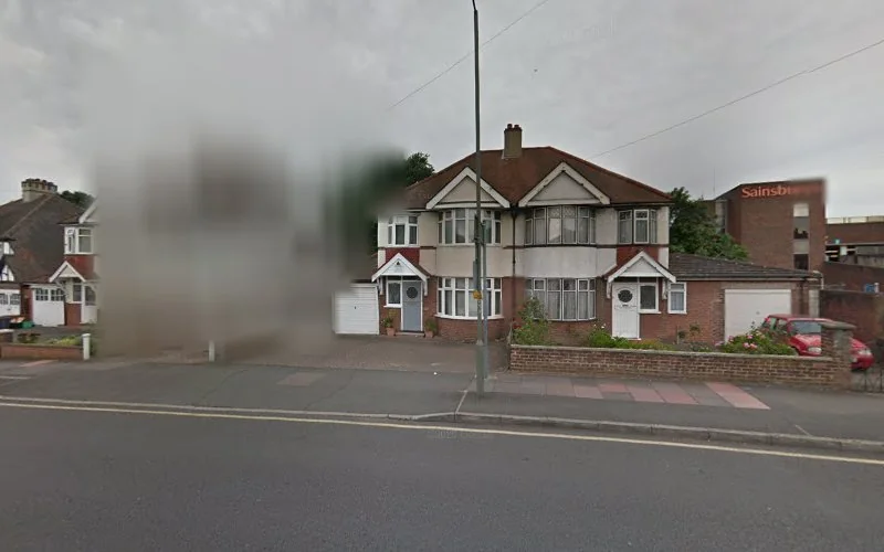 The Village Dental Practice - Dental clinic in Beckenham