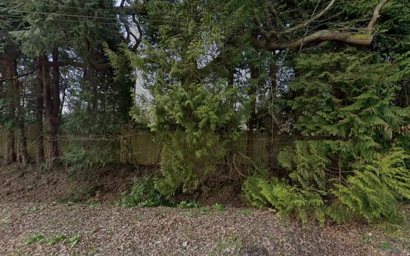 Dean Richard - Dental clinic in Forest Row