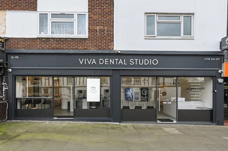 Viva Dental Studio - Dentist in Hornchurch