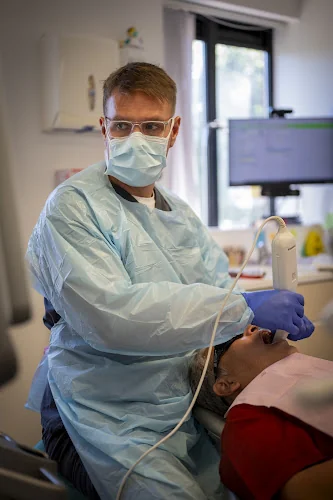 Portmore Dental Weybridge - Dentist in Weybridge