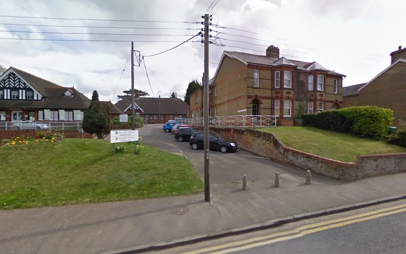 Community Dental Clinic - Dental clinic in Halstead