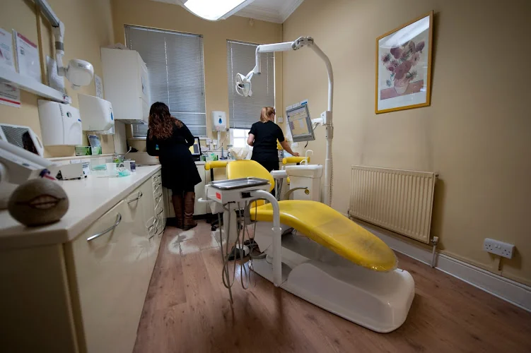 New Kings Road Dental Practice - Dental clinic in London