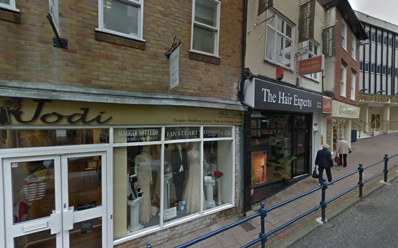 Varaitch Harpreet - Dentist in Maidstone