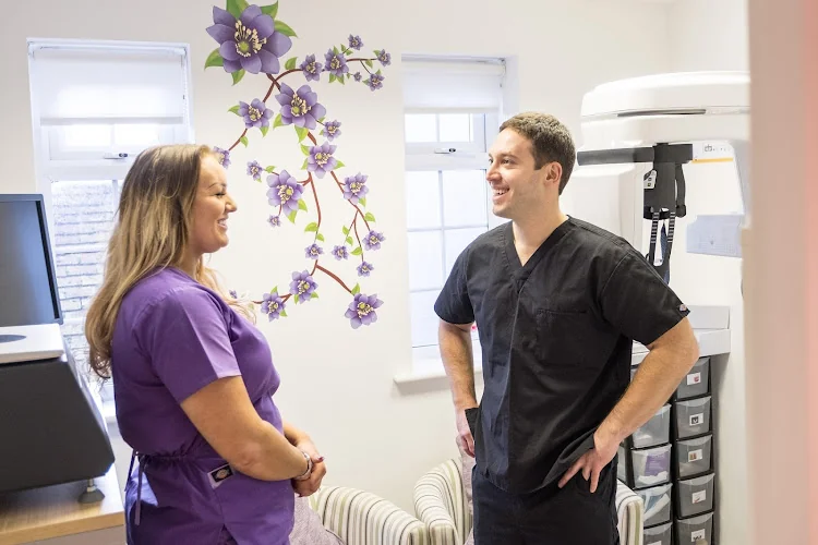 Start Smiling - Dental practice Chelmsford - Dentist Brentwood - Cosmetic dentist in Ingatestone