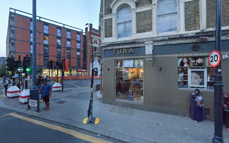 The Kilburn Corner Dental Practice - Dental clinic in London