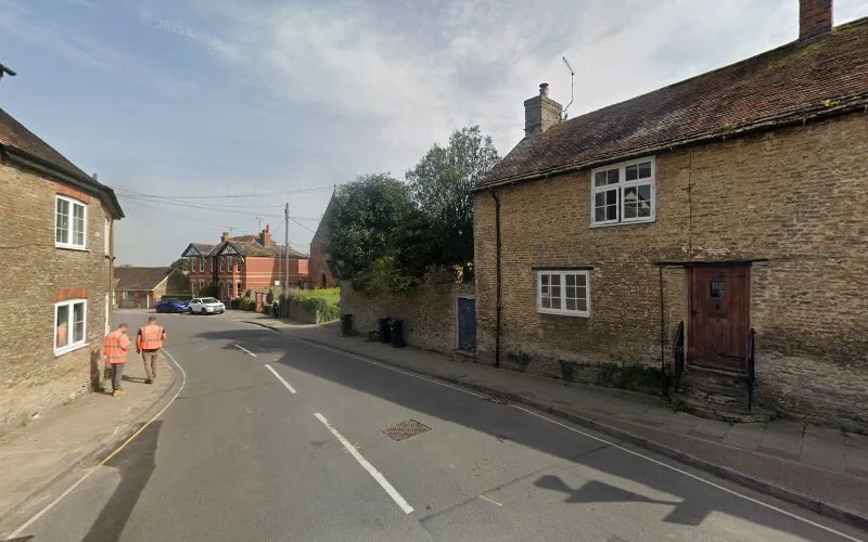 Stalbridge Dental Practice Ltd - Dental clinic in Sturminster Newton