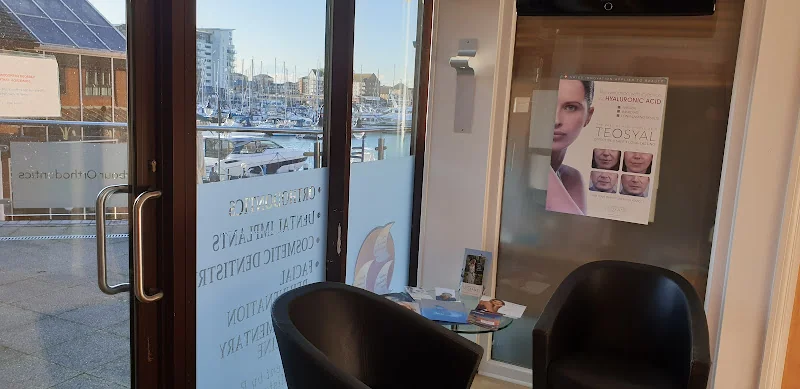 AL Dentist - Dentist in Eastbourne