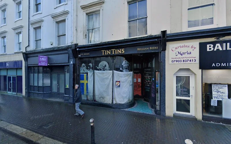 Mr M Eyrumlu & Mr a Eyrumlu - Dentist in Hastings