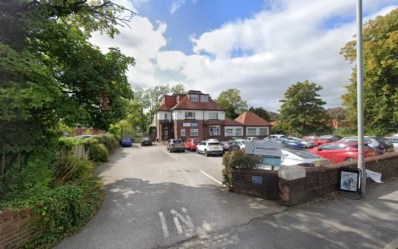 Ravat & Ray Dental Care - Dental clinic in Preston