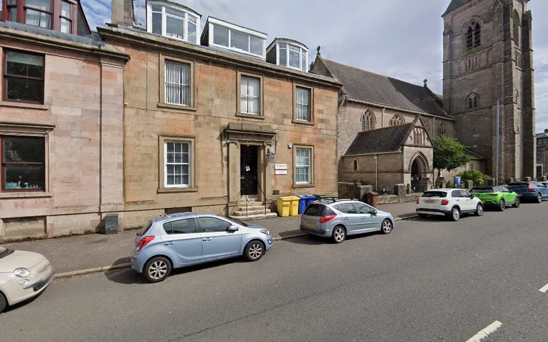 McLeod J - Dental clinic in Greenock