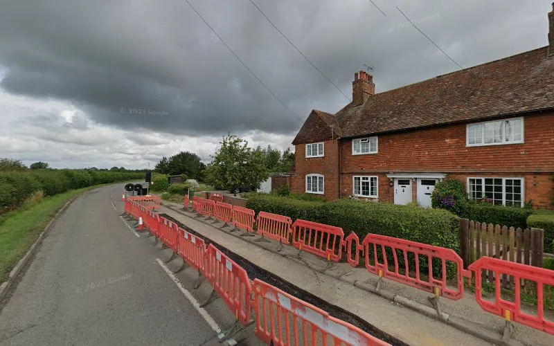 Dr Jane Lelean - Dentist in Aylesbury