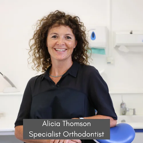 Angle House Specialist Dentistry (Enfield) - Dentist in Enfield