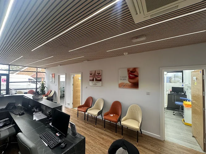 Simplyteeth Hornchurch - Dental clinic in Hornchurch