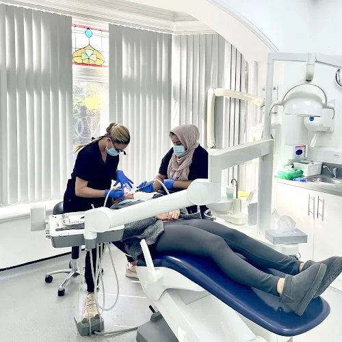 Worsley Dental Centre - Cosmetic dentist in Manchester