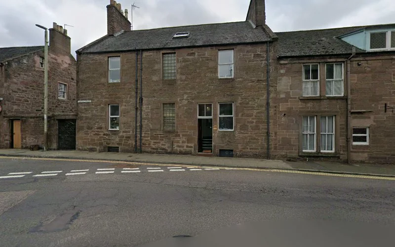 Thomson R & P M - Dental clinic in Brechin
