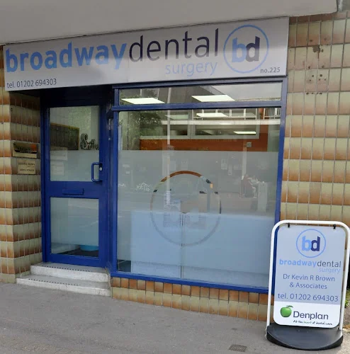 Broadway Dental Surgery - Dentist in Broadstone