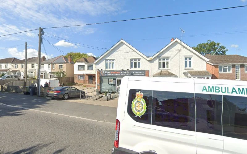 Mahesh Nagpal - Dental clinic in Eastleigh